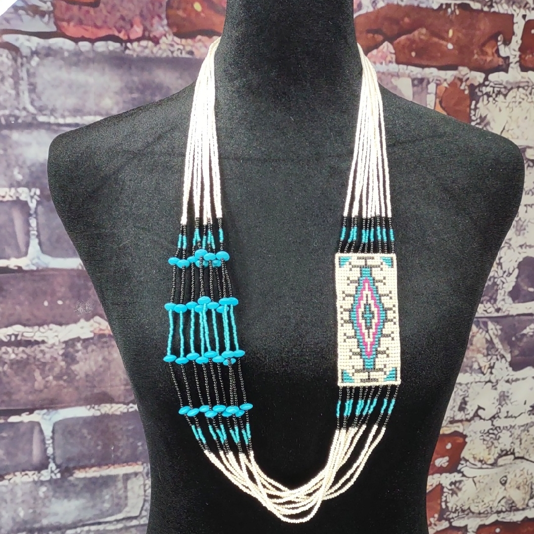 Artisan Crafted Native American Rug Design Beaded Necklace 68$